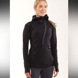 Lululemon Run: For It Pullover Size 6